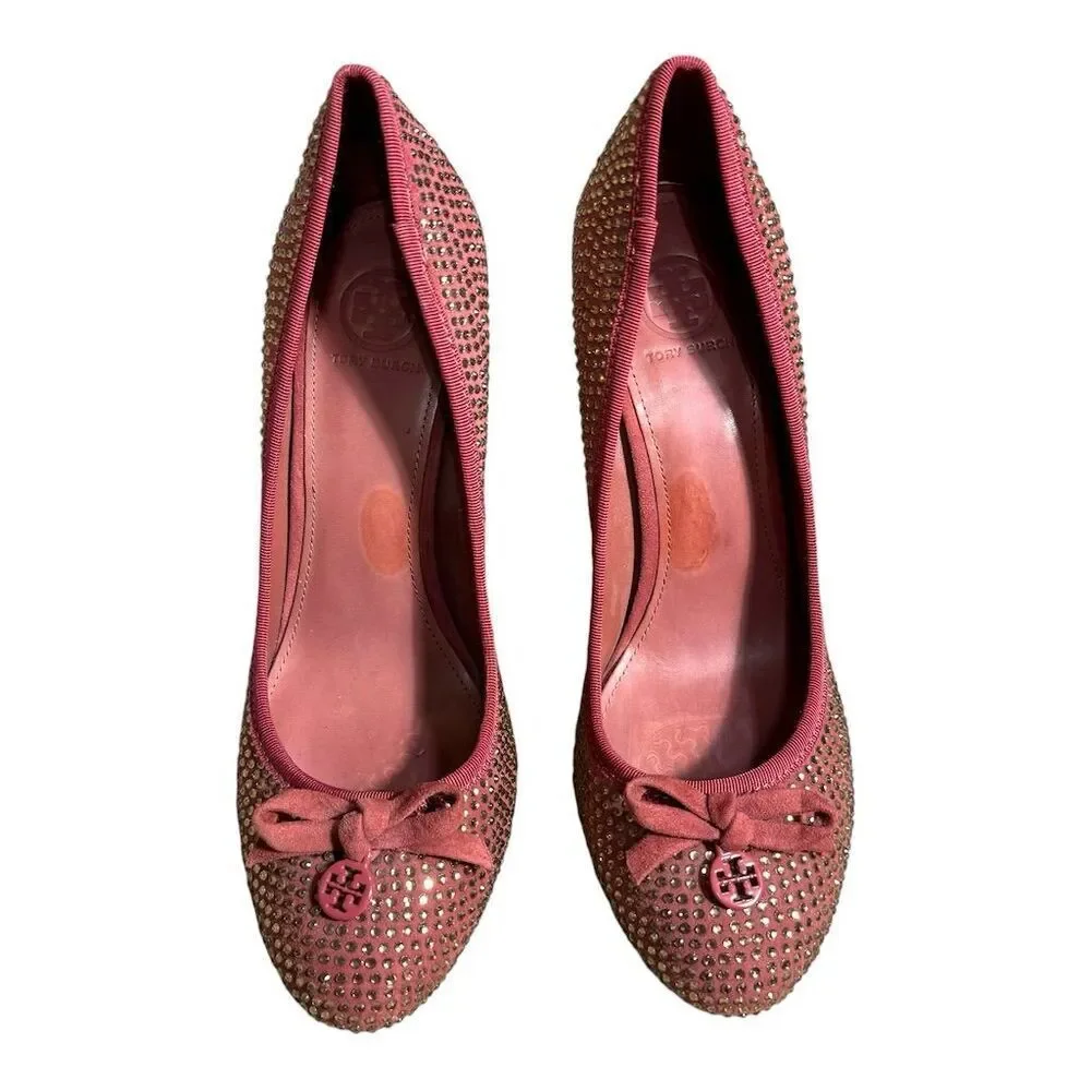 Tory Burch Phoenix Charm Pink Crystal Suede Pumps Size 8.5 Women's Party Heels